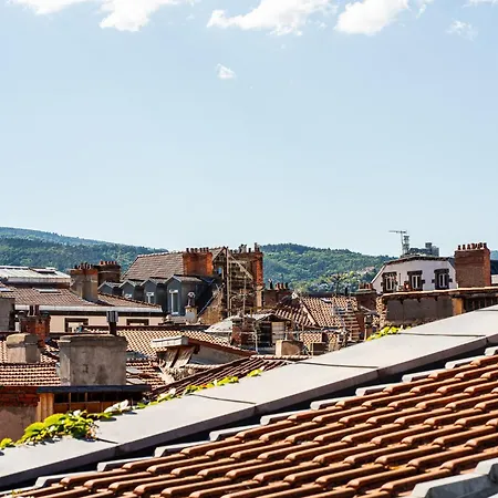 Le Petit Jardin - Pour 2 Personnes Centre Historique * Clermont-Ferrand