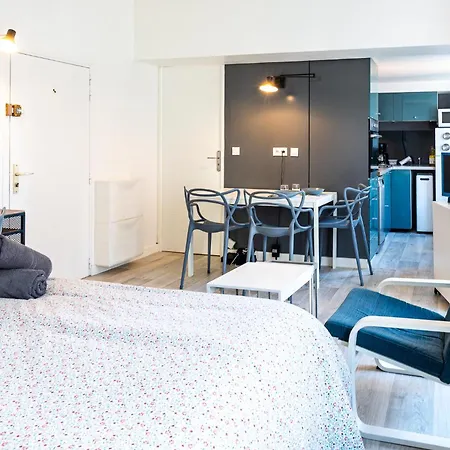 Le Petit Jardin - Pour 2 Personnes Centre Historique Апартаменты Клермон-Ферран